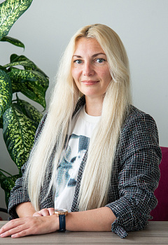 Анна Владимировна